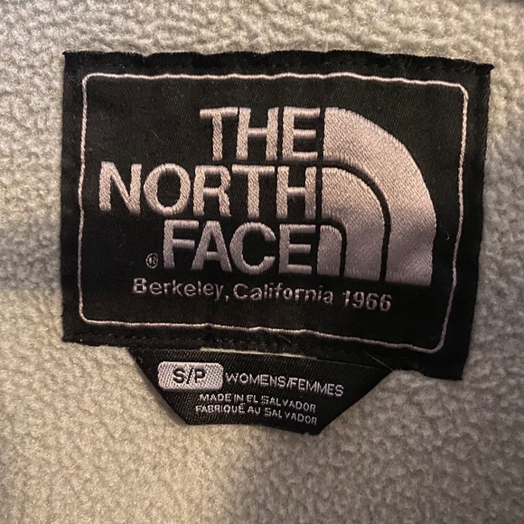 North Face Denali Womans Jacket, SM - Picture 2 of 6